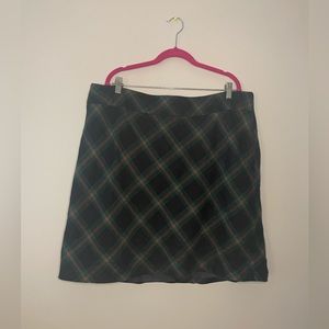 Talbots wool blend pencil skirt, green red navy plaid, 22W